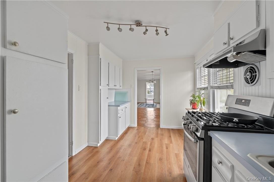68 Stephenson Blvd - Photo 5 of 14