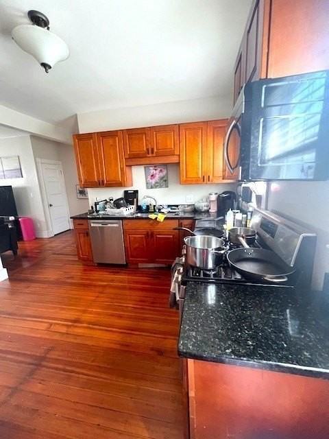 30 Sudan St #2 - Photo 2 of 11