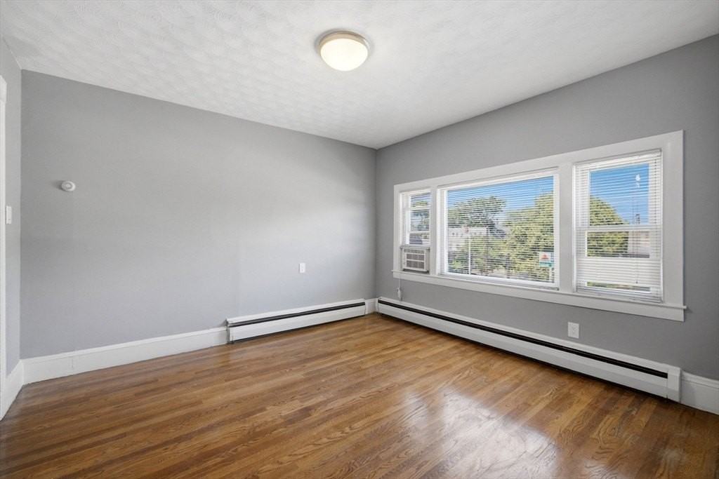 195 Concord Ave #11 - Photo 2 of 15