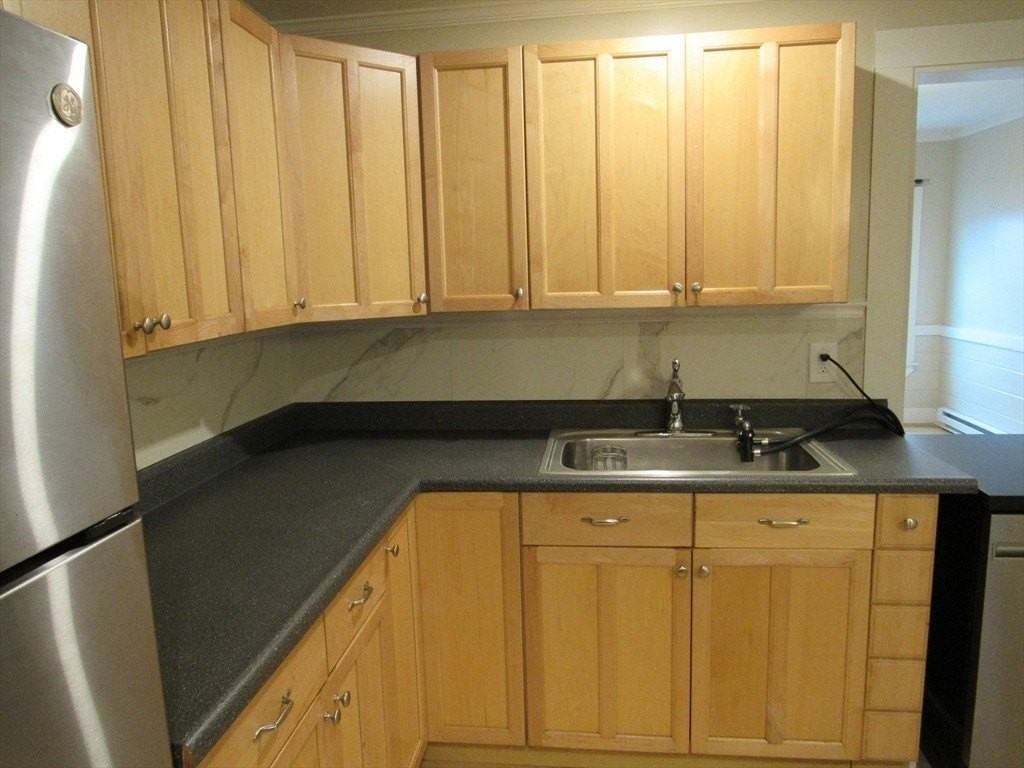 72 Emerald St #2 - Photo 5 of 25