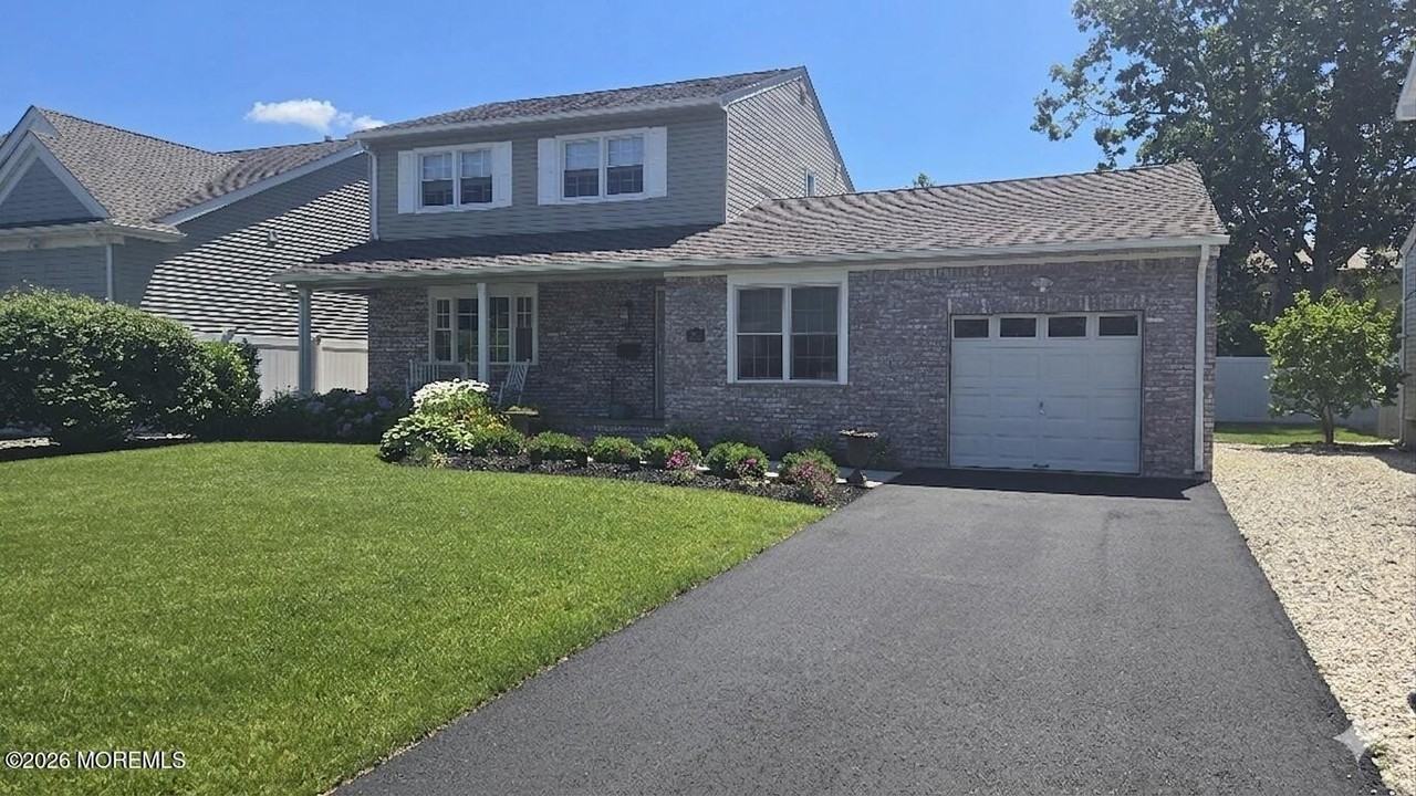 1314 Sunset Ave - Photo 2 of 26