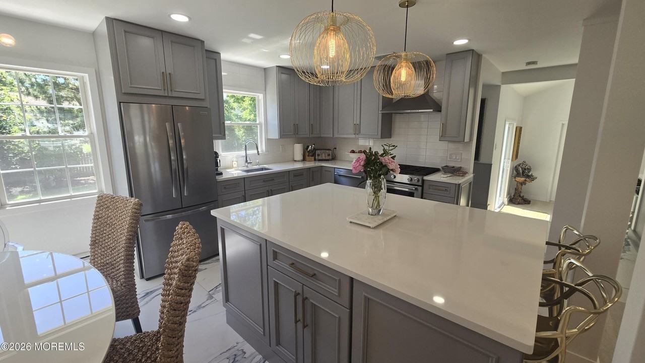 1314 Sunset Ave - Photo 7 of 26