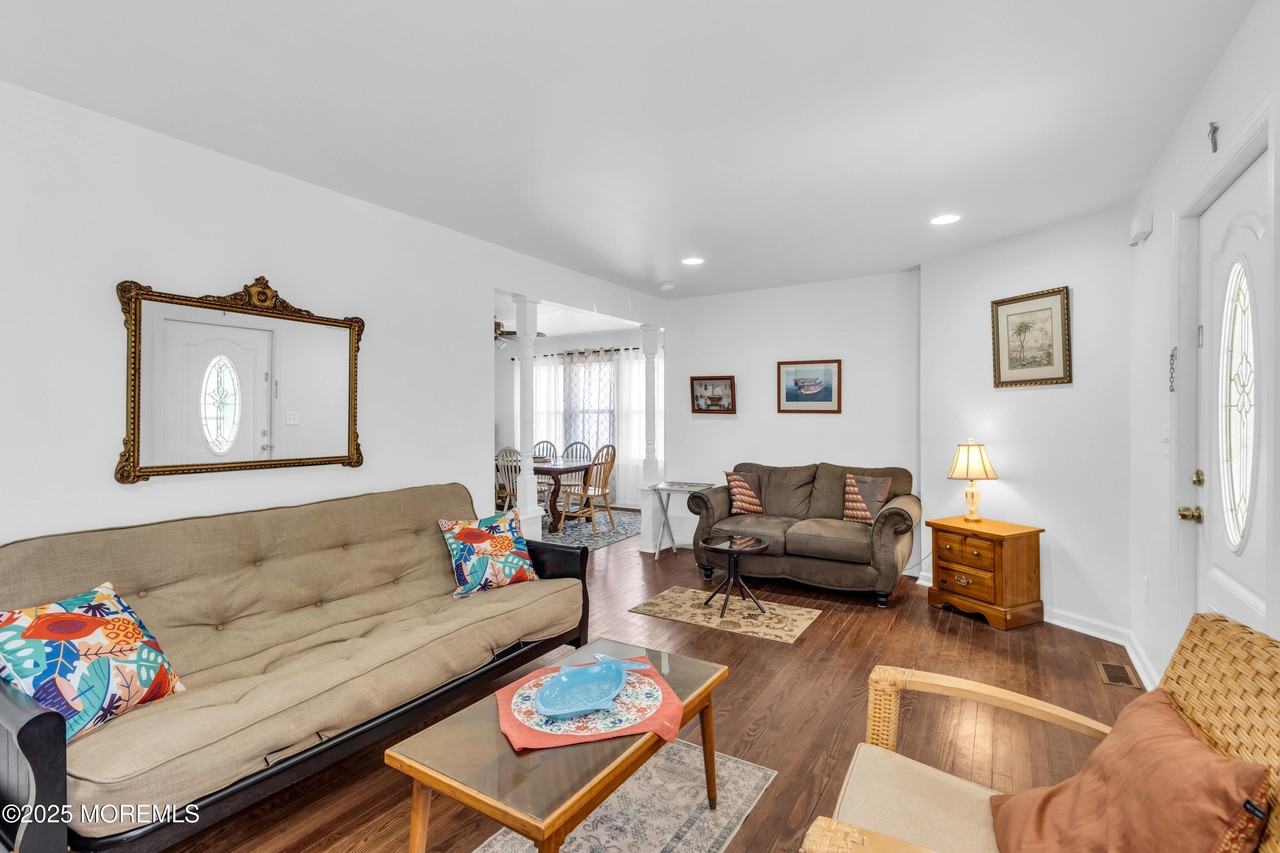 1705 A St - Photo 6 of 19
