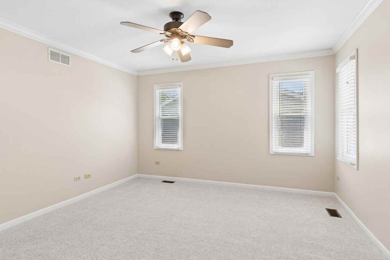 2408 Newport Dr - Photo 7 of 25