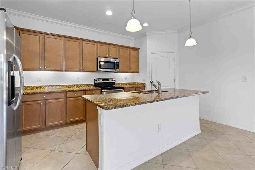 7959 Princeton Dr - Photo 7 of 24