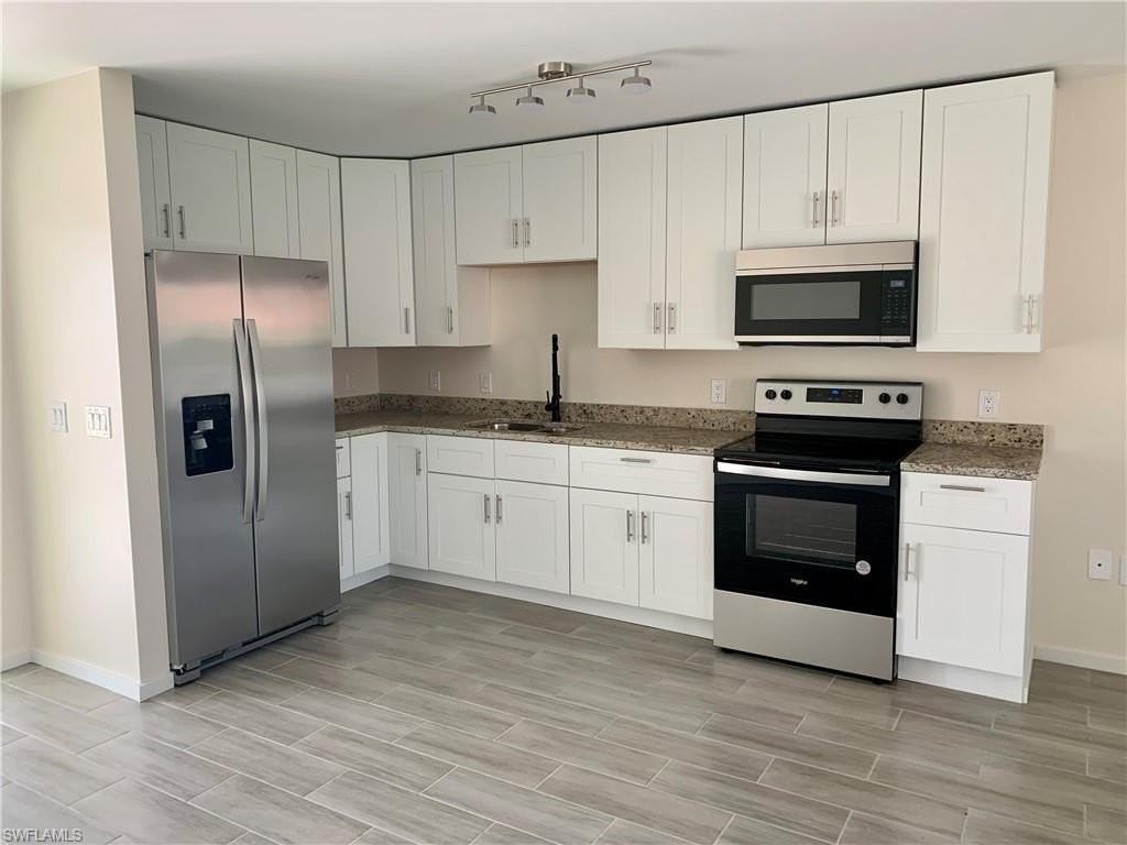 4833 Esplanade St - Photo 3 of 26