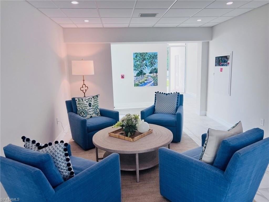 1200 Gulf Shore Blvd N #404 - Photo 5 of 31