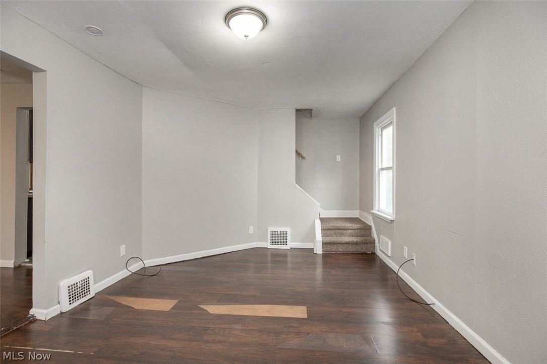 3409 W 86th St - Photo 4 of 24