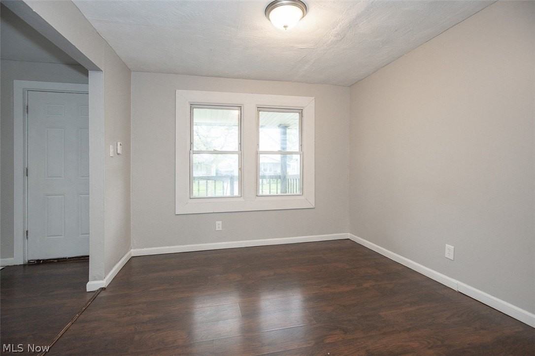 3409 W 86th St - Photo 6 of 24
