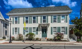 537 Islington St #3 - Photo 1 of 1