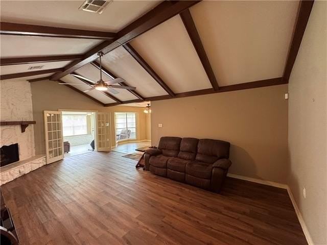 319 Lakewood Dr - Photo 2 of 17