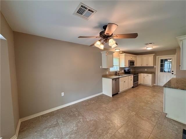 319 Lakewood Dr - Photo 4 of 17