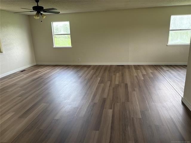 613 Sunshine Ln - Photo 3 of 19