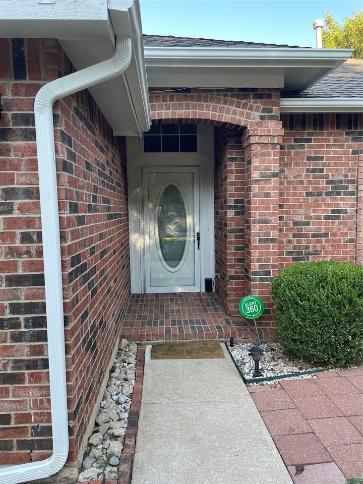 2149 Willowood Dr - Photo 2 of 25
