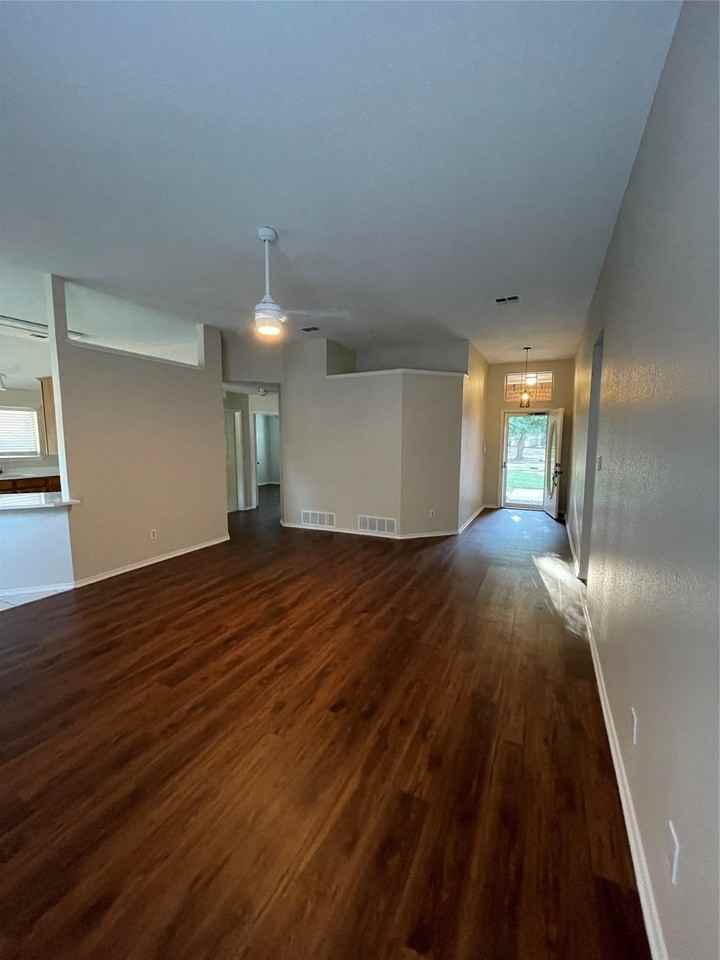 2149 Willowood Dr - Photo 7 of 25