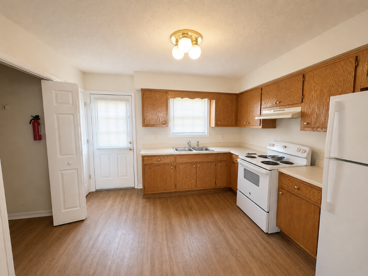 614 E Parker St #E - Photo 2 of 10