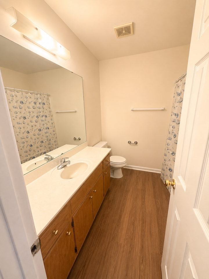 614 E Parker St #E - Photo 7 of 10