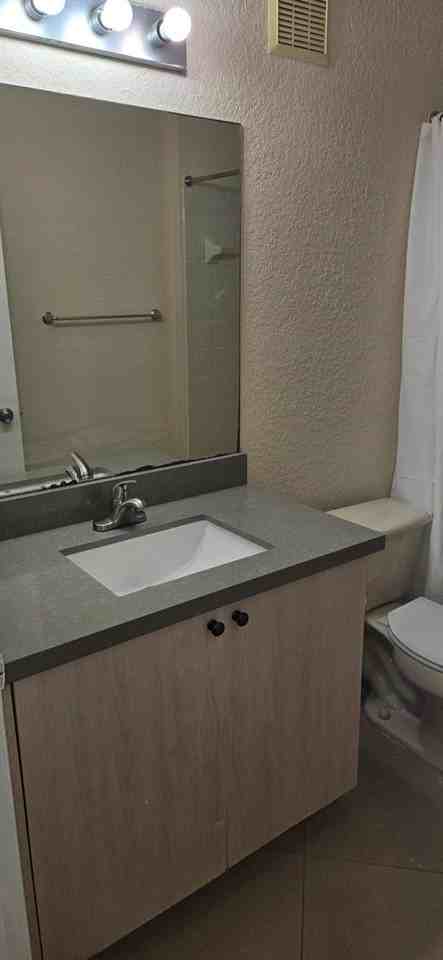 2505 Belmont Lane #2505 - Photo 6 of 6