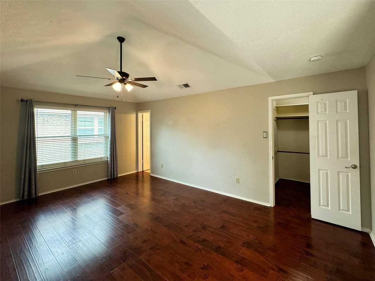 1528 Haven Pl - Photo 7 of 15