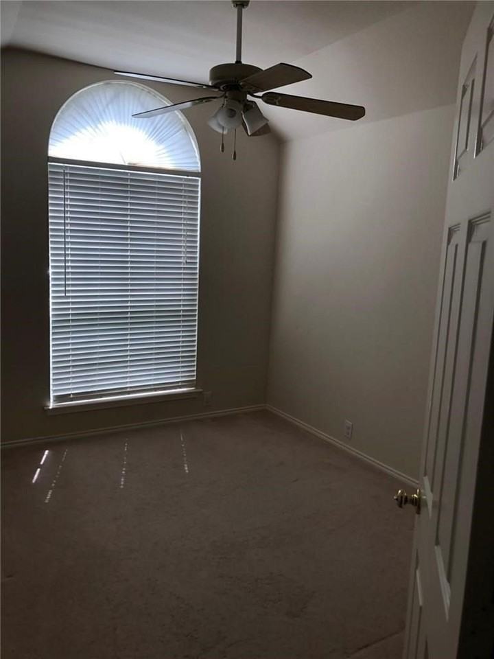 2521 Allegro Ln - Photo 6 of 28
