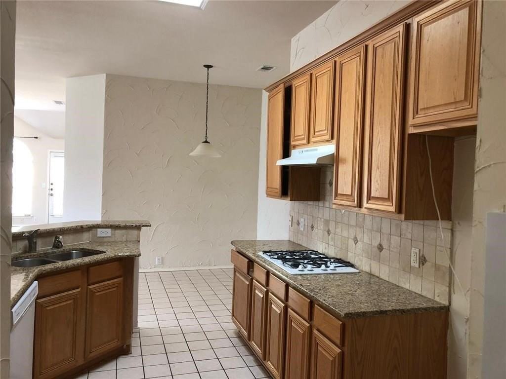 2521 Allegro Ln - Photo 4 of 28