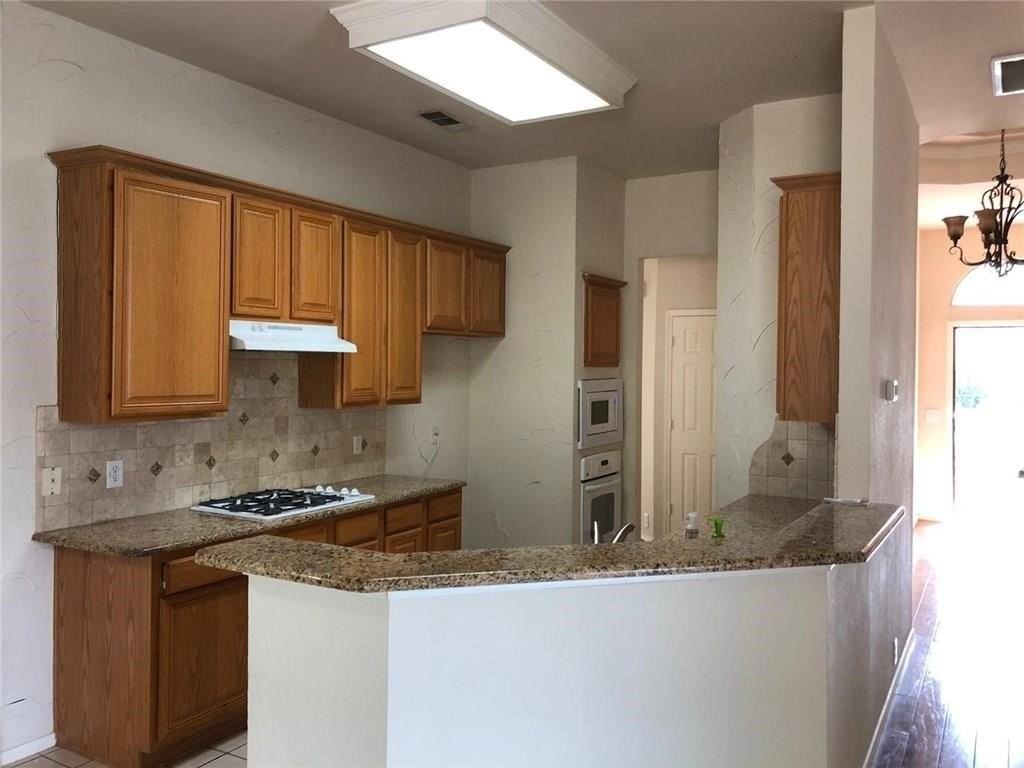 2521 Allegro Ln - Photo 2 of 28