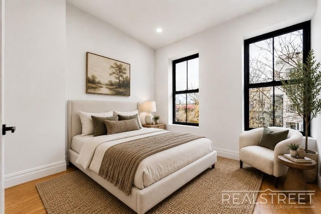 310 Linden St #1 - Photo 3 of 16