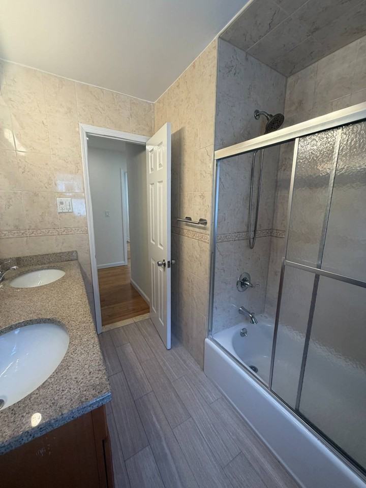268 Chesterton Ave #1 - Photo 5 of 19