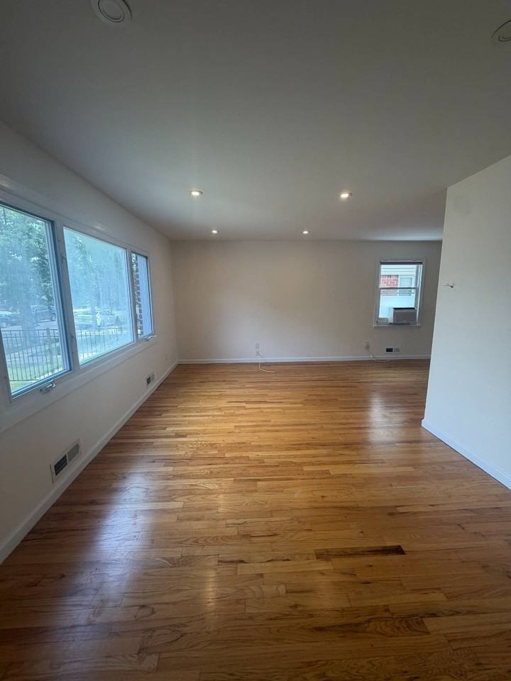268 Chesterton Ave #1 - Photo 6 of 19
