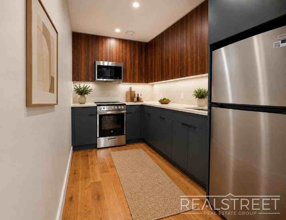 972 Bushwick Ave #2C - Photo 3 of 18