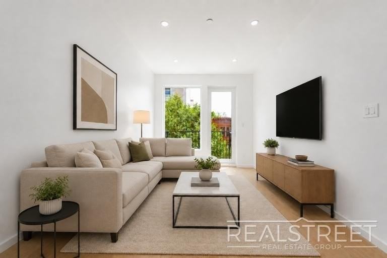 1469 Dean St #4F - Photo 2 of 9