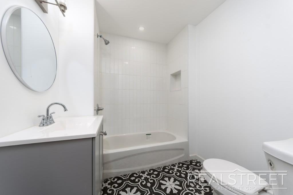 1469 Dean St #2B - Photo 5 of 6