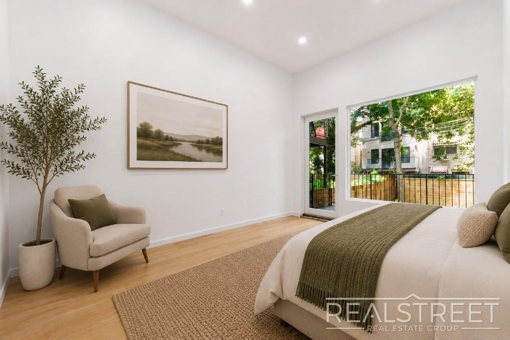 1469 Dean St #1 - Photo 4 of 10