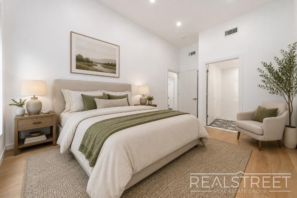 1469 Dean St #1 - Photo 5 of 10