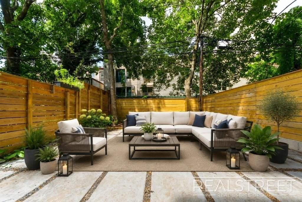 1469 Dean St #1 - Photo 6 of 10