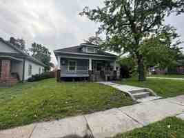 featured image of 631 S Porter Ave