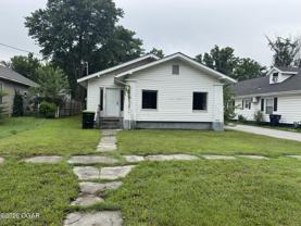 427 E 15th St - Photo 1 of 1