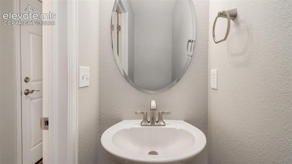 8720 Eckberg Hts - Photo 7 of 19