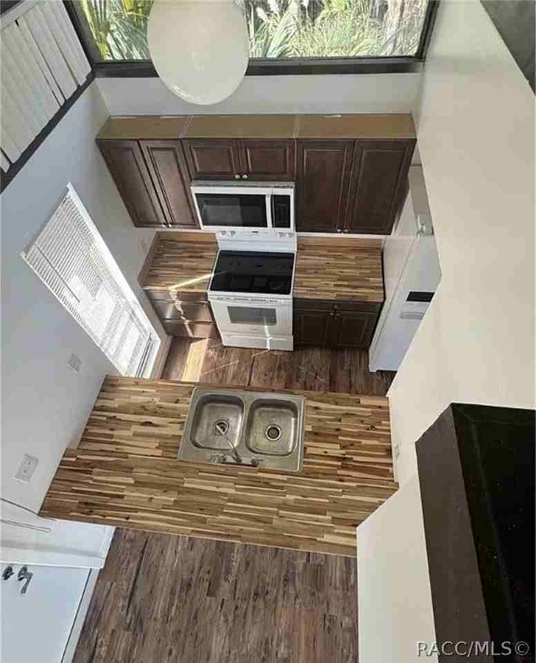 2649 N Seabreeze Pt - Photo 5 of 21