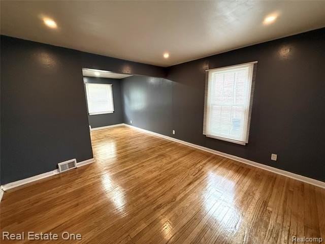 9150 Saint Marys St - Photo 2 of 10