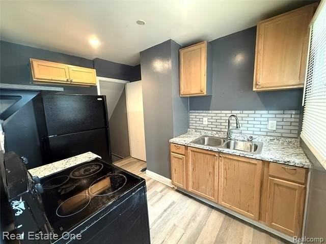 9150 Saint Marys St - Photo 4 of 10