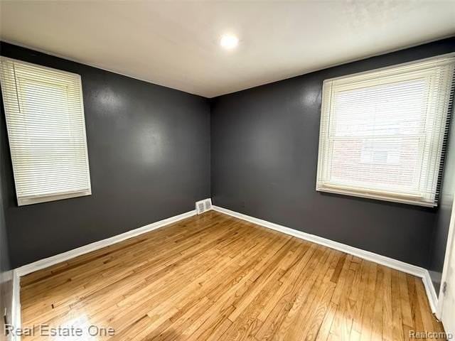 9150 Saint Marys St - Photo 5 of 10