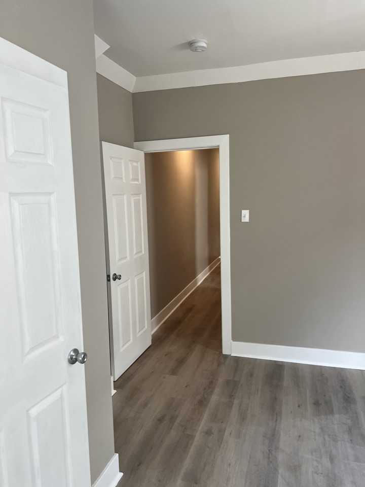 2239 N Van Pelt St - Photo 4 of 11