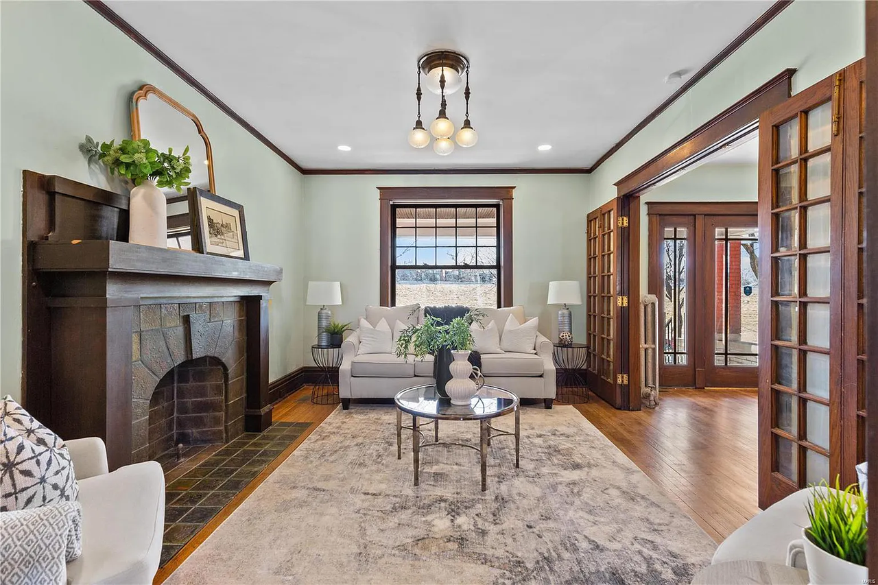 3831 Lafayette Ave - Photo 5 of 17
