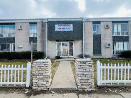 featured image of 24235 W Mcnichols Rd #010