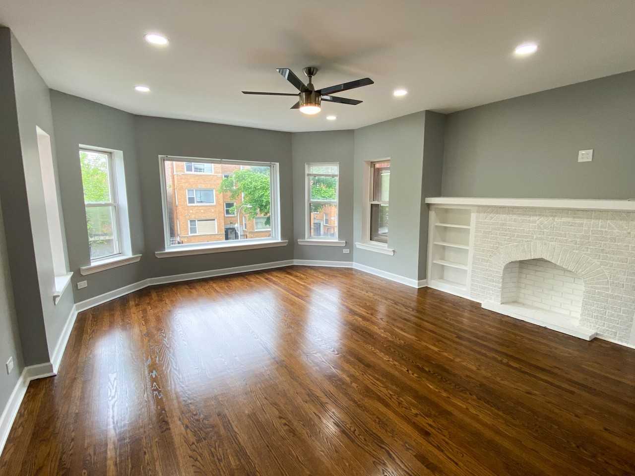 7815 S Kingston Ave #3 - Photo 2 of 17