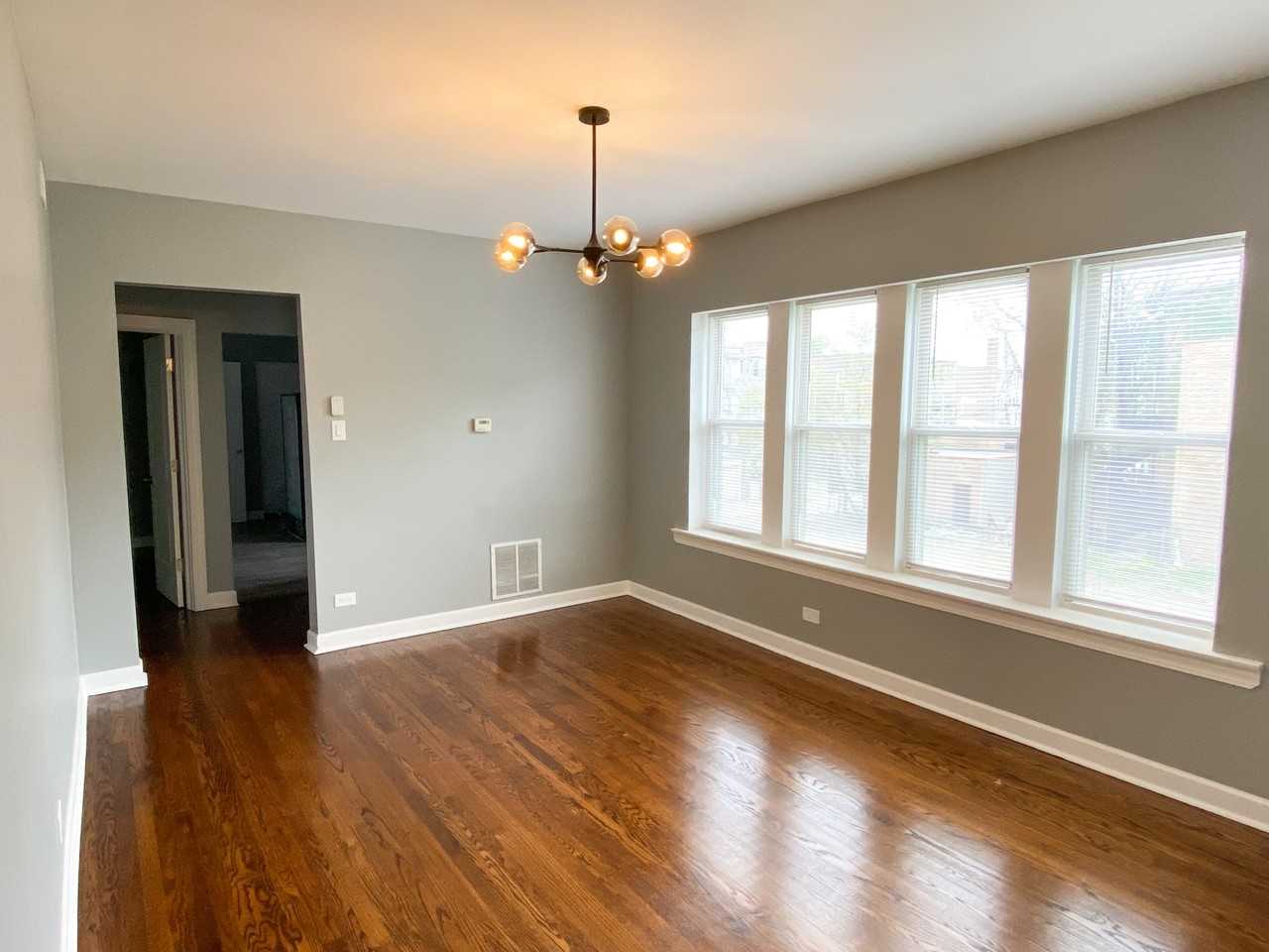 7815 S Kingston Ave #3 - Photo 3 of 17
