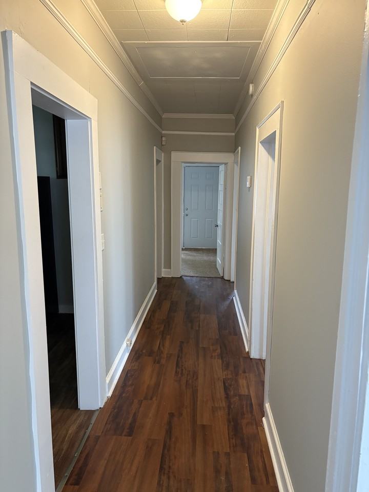 2233 E 4th St - Photo 6 of 13