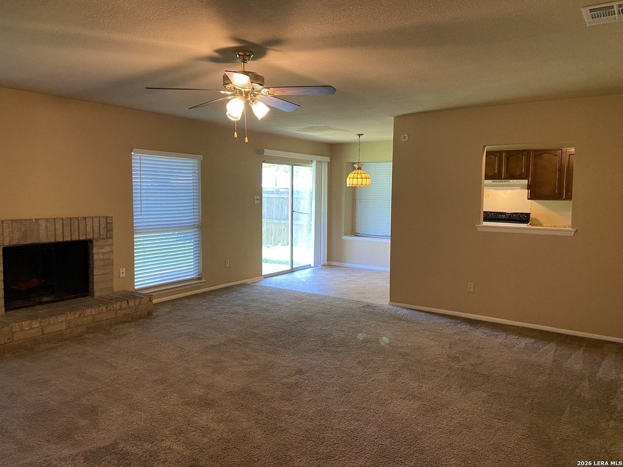 2306 Frontier Trl - Photo 5 of 19