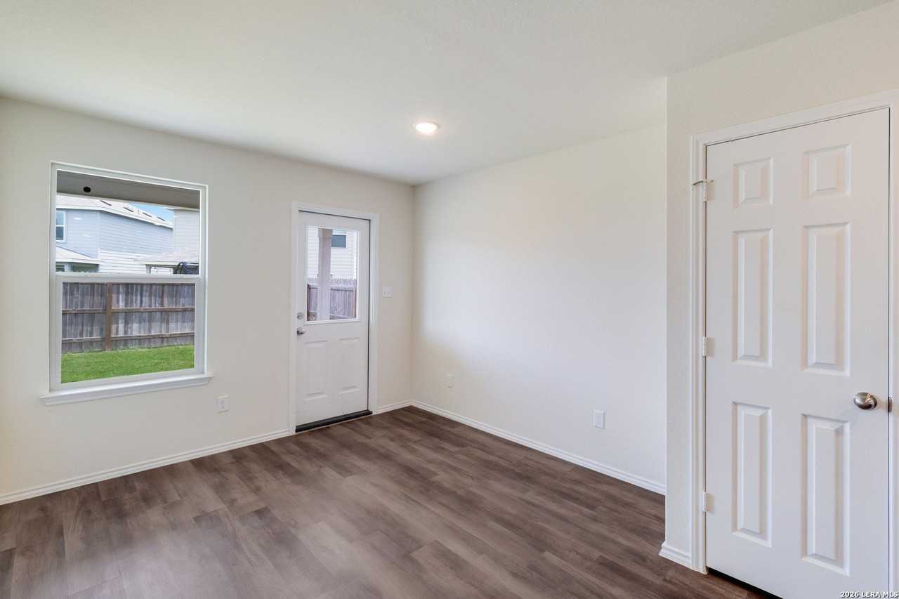 526 Wild Olive Way - Photo 4 of 10